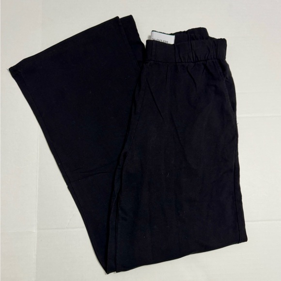 TALENTLESS Black Sweatpants for Women - Picture 1 of 5